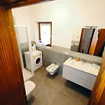 Casa Bruna, 3-room With Private Garden Torri Del Benaco