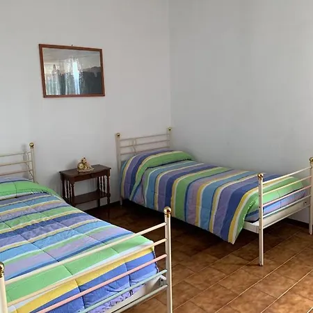 Casa Bruna, 3-room With Private Garden * Torri Del Benaco