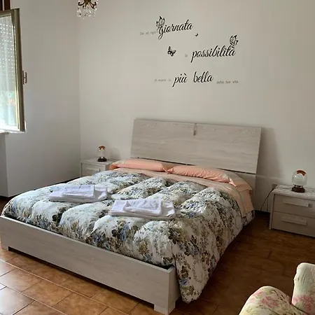 Casa Bruna, 3-room With Private Garden Apartment Torri Del Benaco
