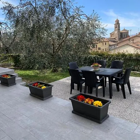 Lägenhet Casa Bruna, 3-room With Private Garden Torri Del Benaco