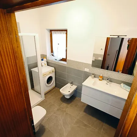 Casa Bruna, 3-room With Private Garden Torri Del Benaco